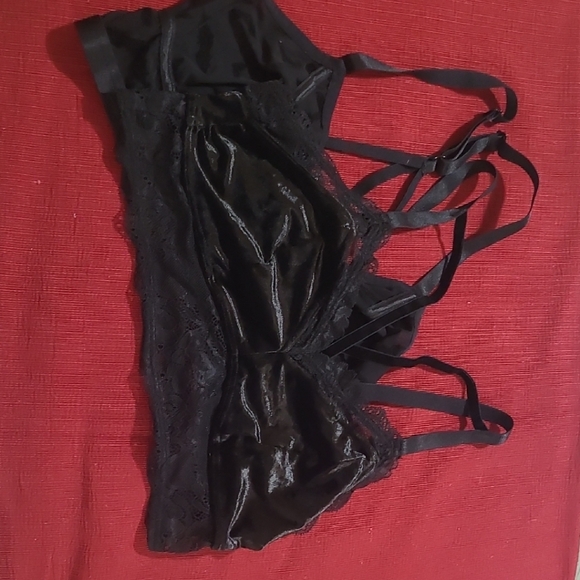 torrid Other - Torrid Black Strappy Lace Bra